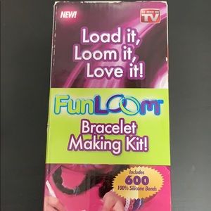 Fun loom bracelet making kit